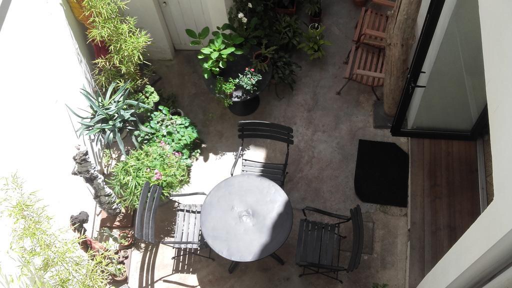 O Anges Bed & Breakfast อาร์ลส์ ภายนอก รูปภาพ