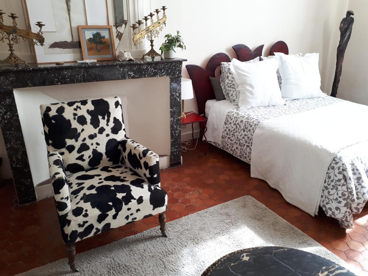 O Anges Bed & Breakfast อาร์ลส์ ภายนอก รูปภาพ